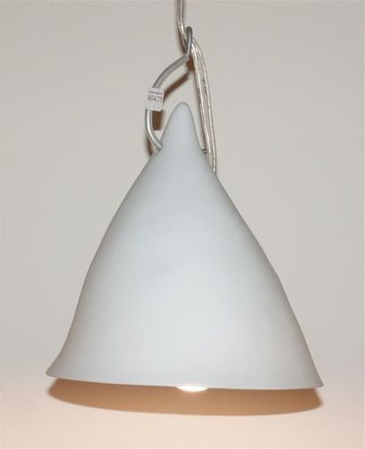 SUSPENSION CORNETTE Fabricant : Tse & Tse...