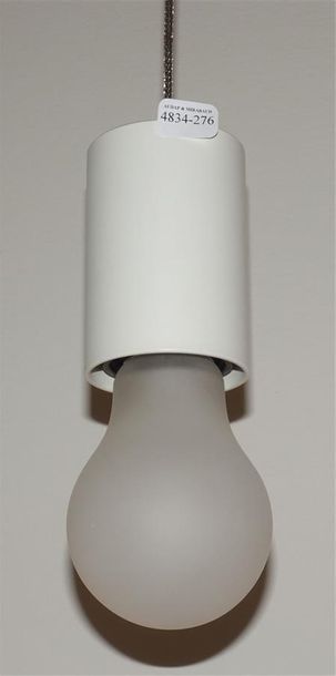 SUSPENSION LESS IS LESS Designer : Davide...