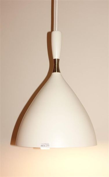 SUSPENSION DOKKA Designer : Birger Dahl Fabricant...