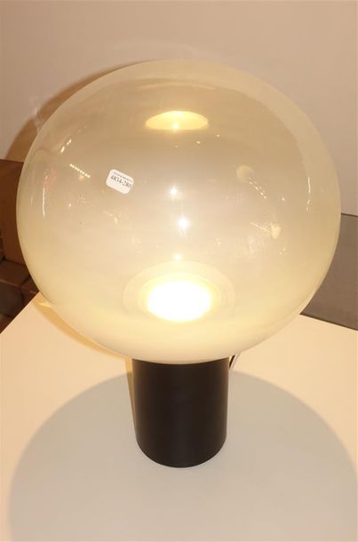 LAMPE A POSER LAGUNA Designer : Matteo Thun...