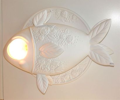APPLIQUE APRILE Designer : Matteo Ugolini...