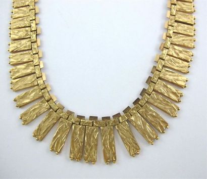 Collier articulé en or jaune 750 millièmes...