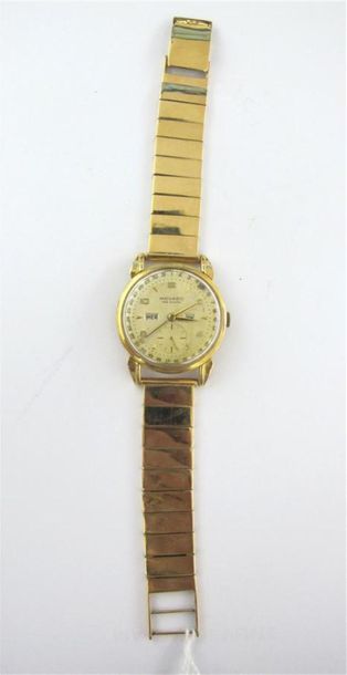 MOVADO
Montre-bracelet d'homme en or jaune...