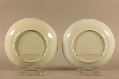 CHINE, Compagnie des Indes
Deux plats ronds...