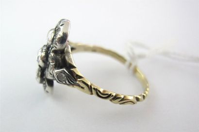Bague en or jaune 585 millièmes et argent...