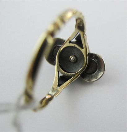 Bague en or jaune 585 millièmes et argent...