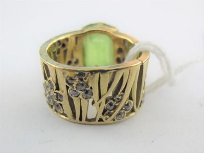 LALIQUE
Bague bandeau en or jaune 750 millièmes...