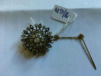 Broche en or jaune 750 millièmes et argent...