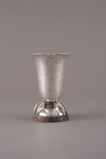 Camille COLRUYT orfèvre à Anvers
Coupe trophée...