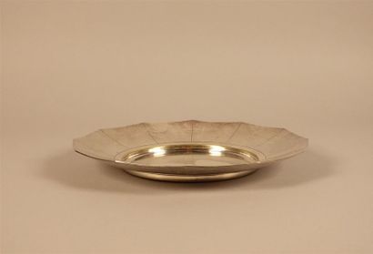ERCUIS, orfèvre à Paris
Assiette à douze...