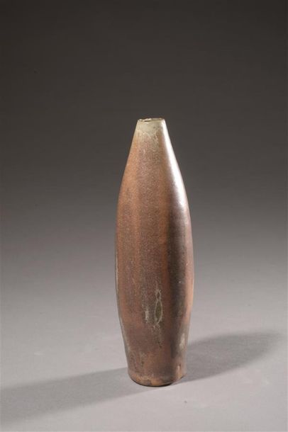 Vase soliflore
Grès flammé à tonalités brunes.
Marqué...