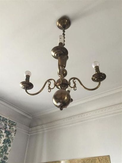 Petit lustre. Style hollandais.