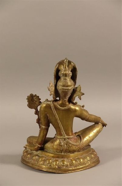 Bouddha en bronze. Haut. : 29,5 cm	