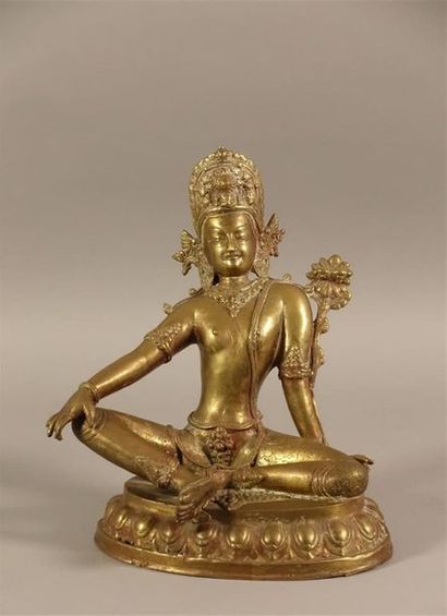 Bouddha en bronze. Haut. : 29,5 cm	