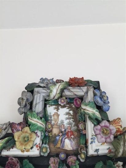 Miroir italien en céramique porcelaine polychrome....