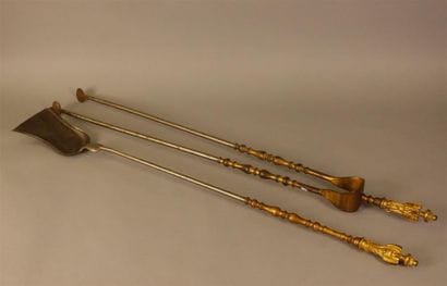 Nécessaire de cheminée, pelle et pincette,...