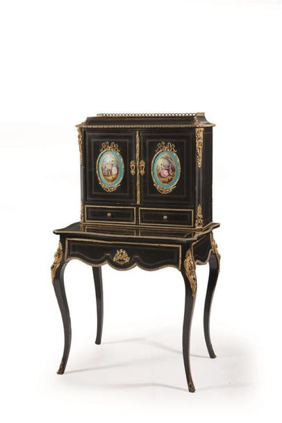 Petit bureau bonheur du jour en bois noirci...