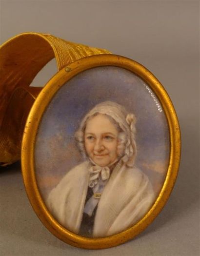 Miniature ovale sur porcelaine représentant...