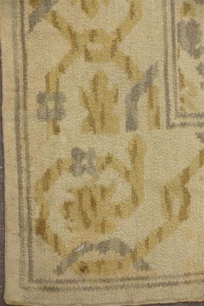 Tapis espagnol (chaîne, trame et velours...