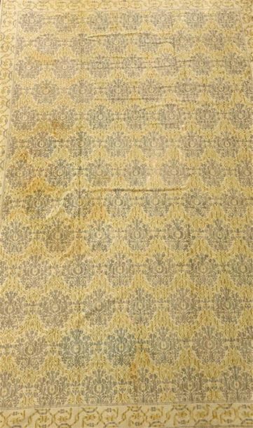 Tapis espagnol (chaîne, trame et velours...
