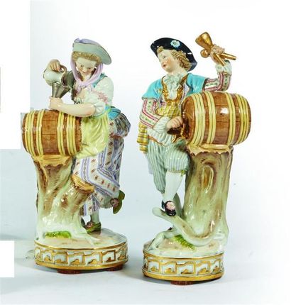 ALLEMAGNE, Meissen
Deux figures en porcelaine...