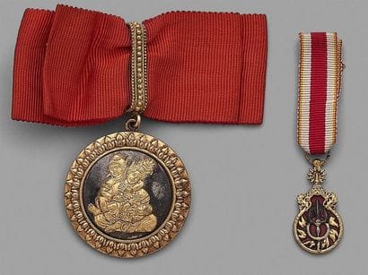 FRANCE - OUTRE-MER
LAOS 
ORDRE DU MÉRITE...