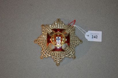 PORTUGAL
ORDRE DE L'EMPIRE, fondé en 1932.
Plaque...