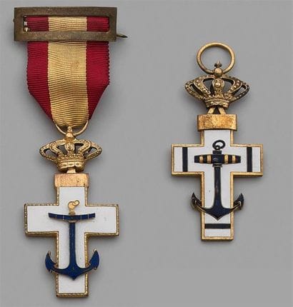 ESPAGNE
ORDRE DU MÉRITE NAVAL, fondé en 1866.
Deux...