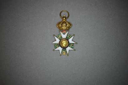 Exceptionnel écrin des décorations de Marie-Jean-Pierre...