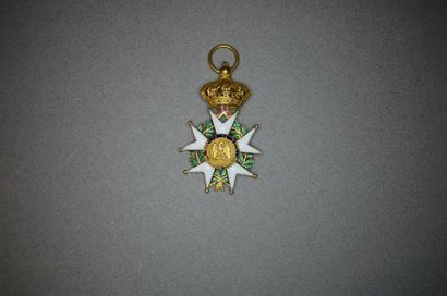 Exceptionnel écrin des décorations de Marie-Jean-Pierre...
