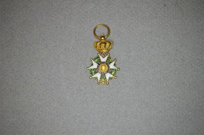 Exceptionnel écrin des décorations de Marie-Jean-Pierre...