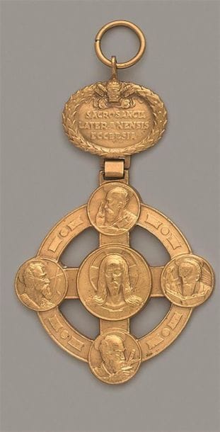VATICAN
CROIX DE SAINT-JEAN-DE-LATRAN, en...