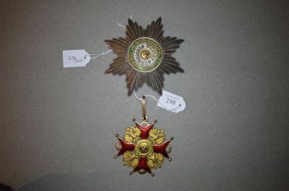 RUSSIE
ORDRE DE SAINT-STANISLAS
Ensemble...