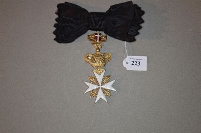 ORDRE DE MALTE
Croix de dame de grâce magistrale,...