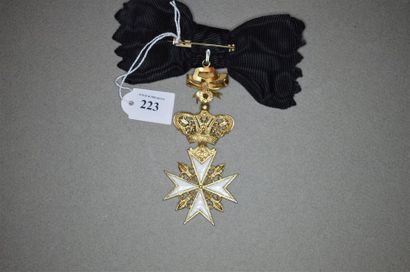ORDRE DE MALTE
Croix de dame de grâce magistrale,...