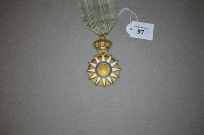 FRANCE
PREMIER EMPIRE
ORDRE DE LA RÉUNION
Étoile...