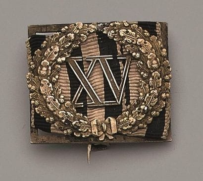 RUSSIE
INSIGNE D'ANCIENNETÉ POUR OFFICIER
Insigne...