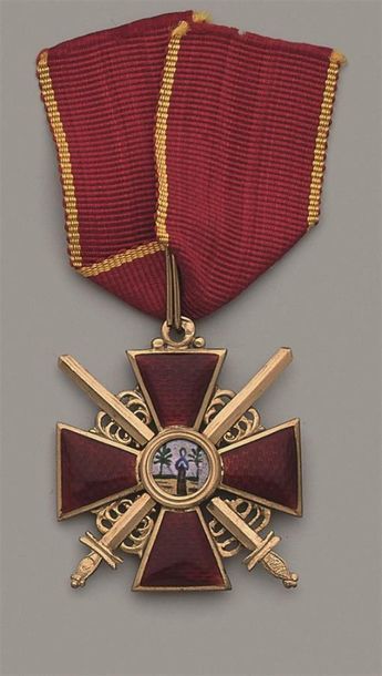 RUSSIE
ORDRE DE SAINTE-ANNE
Croix de 3e classe...