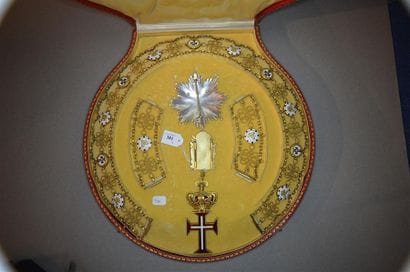 VATICAN
ORDRE DU CHRIST
Important collier...