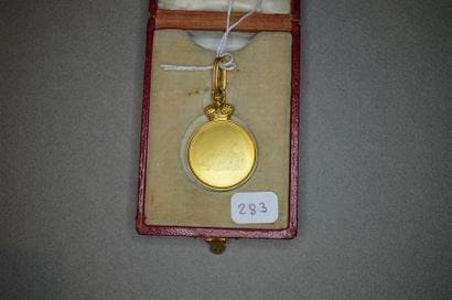 RUSSIE
ORDRE DE SAINTE-ANNE
Médaille de l'ordre...