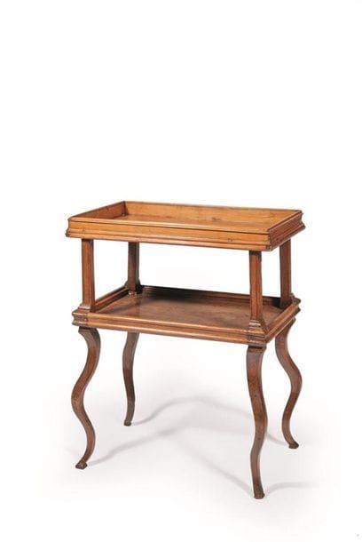 Table desserte en bois fruitier à deux plateaux,...