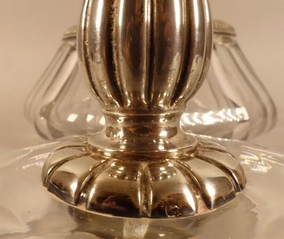 Grande boîte à gâteaux couverte en verre...