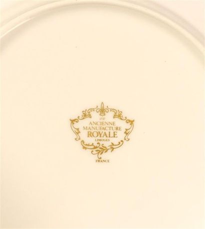 LIMOGES. Manufacture Royale
