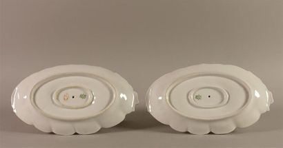 LIMOGES
Paire de saucières ovales en porcelaine...