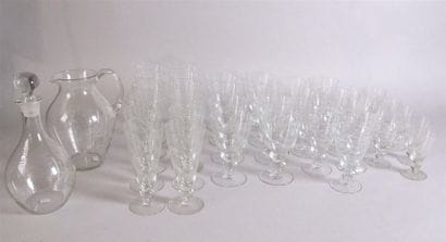 Partie de service de verres à pied en cristal,...