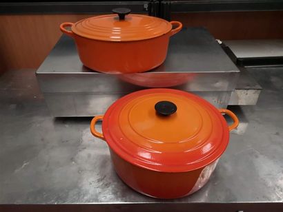 LE CREUSET
Ensemble de deux cocottes en fonte...