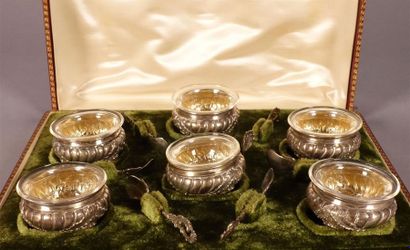 Service à caviar pour six personnes en argent...