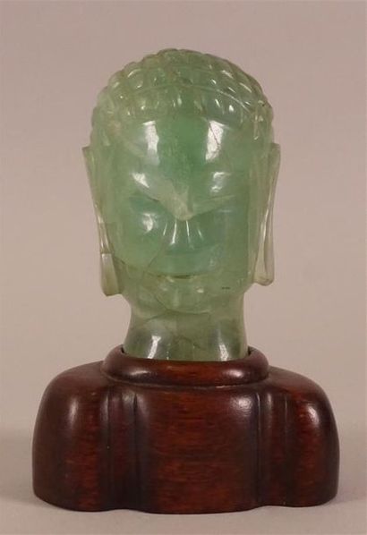 Tête de Bouddha en pierre dure verte. So...