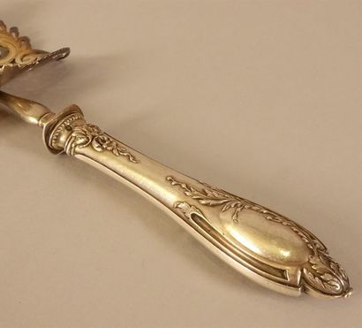 Pelle à asperges en argent. Long. : 28,8...