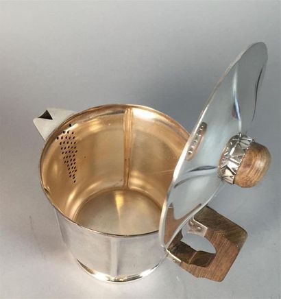 ERCUIS. Théière en métal argenté. Haut. :...
